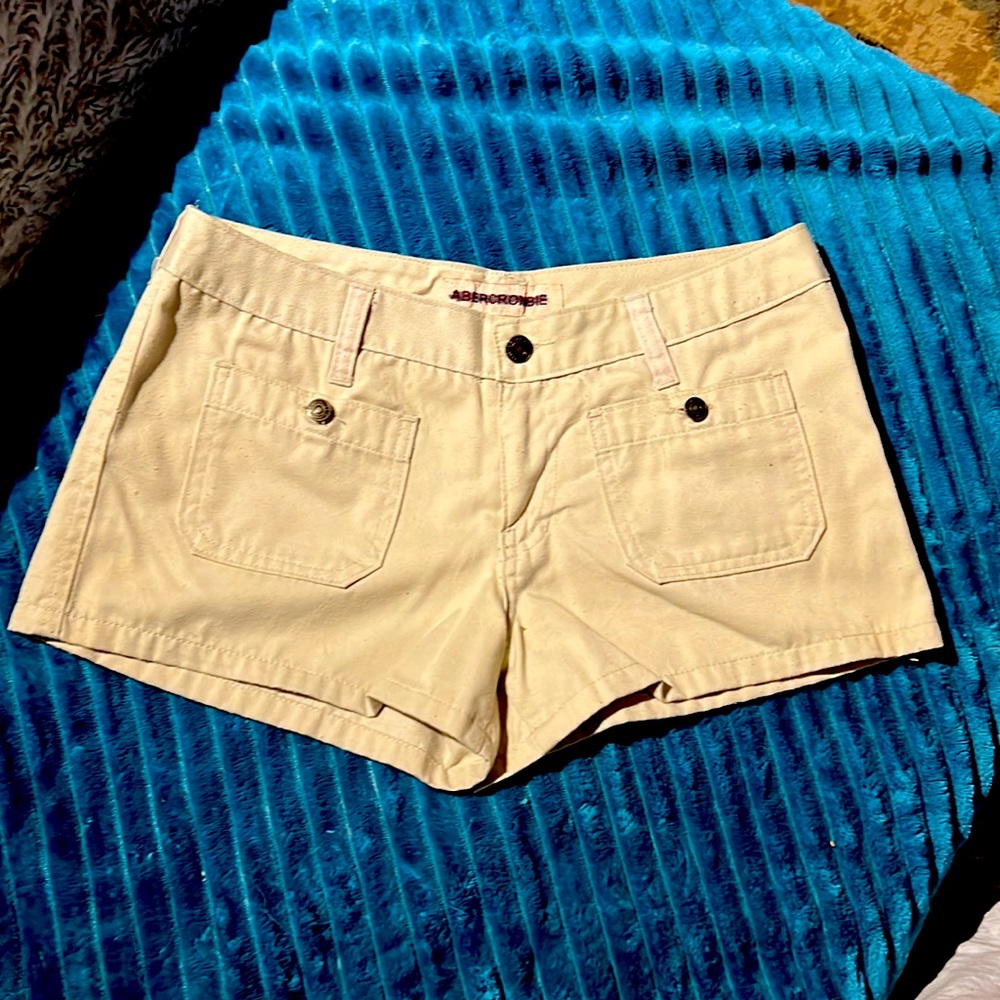 Abercrombie & Fitch Tan Cargo Shorts